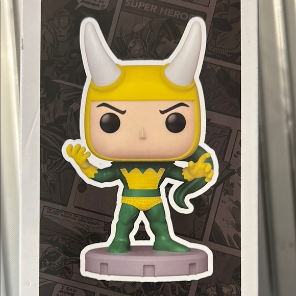 ✨Host picked✨Marvel Funko Pop! Loki Figure - Green and Yellow - Picture 3 of 6